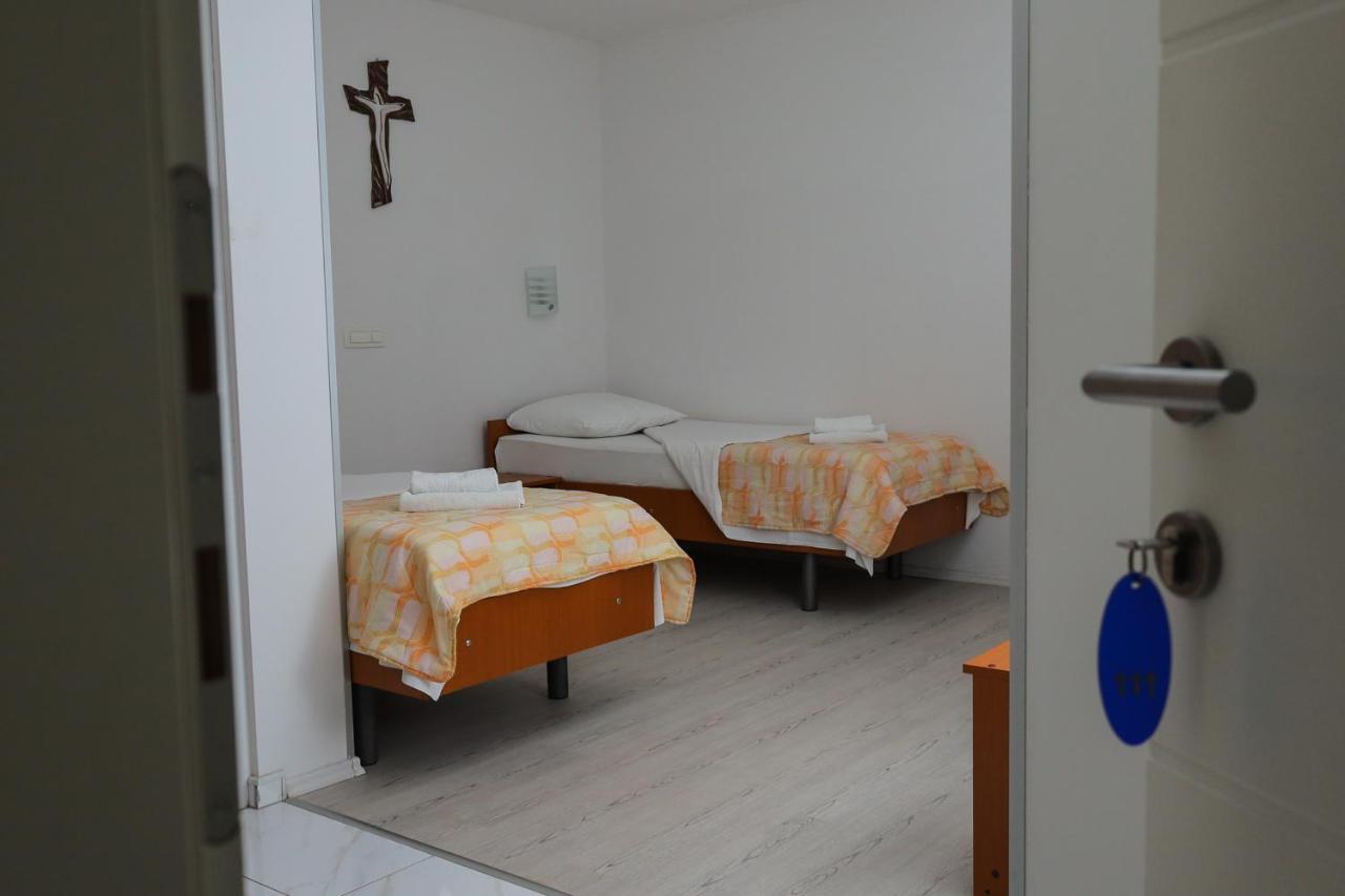 Pansion Milena Hotell Međugorje Exteriör bild