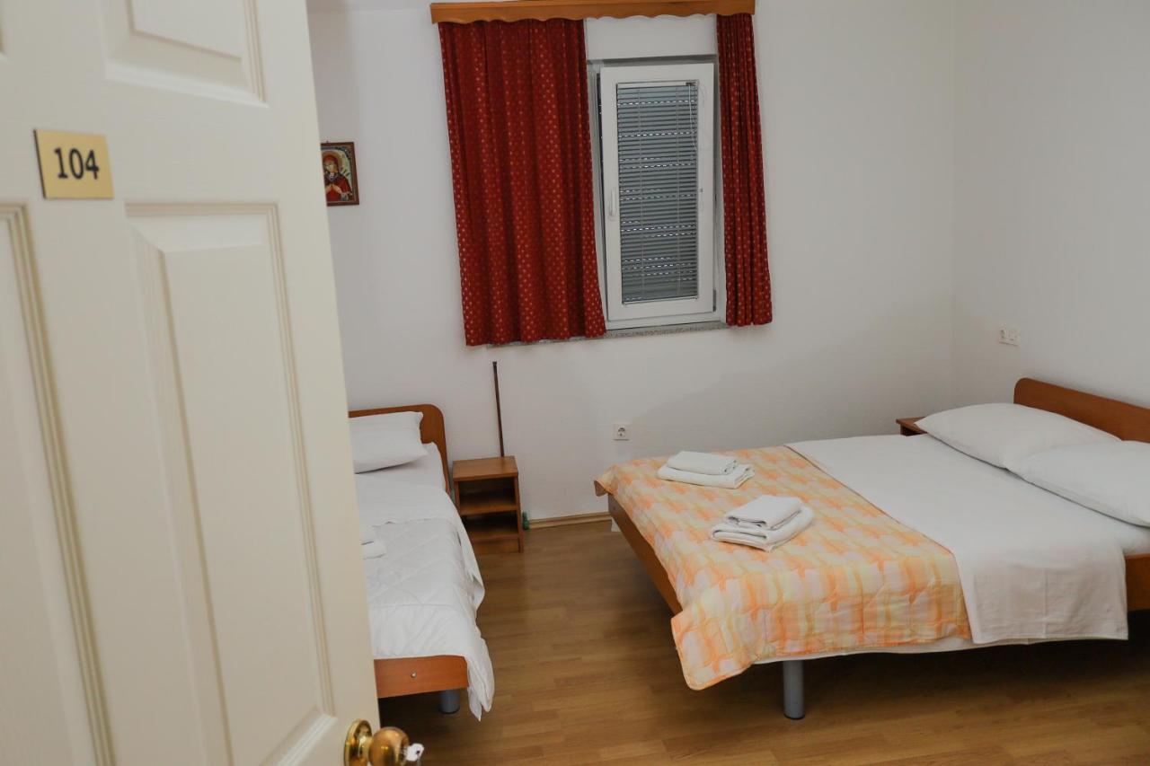 Pansion Milena Hotell Međugorje Exteriör bild