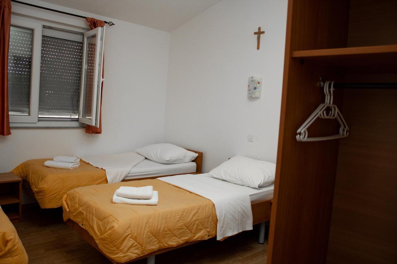 Pansion Milena Hotell Međugorje Exteriör bild